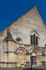 Activités - Visite guidée de l’Abbatiale de Guîtres, sur le chemin des pèlerins